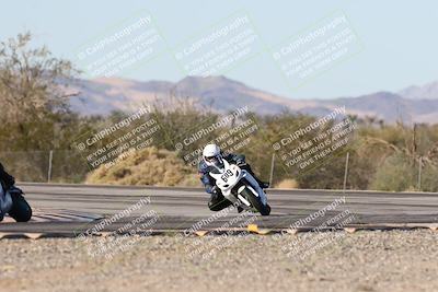 media/Dec-06-2025-CVMA (Sat) [[4a896cc04c]]/Race 8- Formula 40 MW and LW/